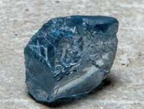 Уникальный голубой алмаз из ЮАР продали за 40 миллионов долларов