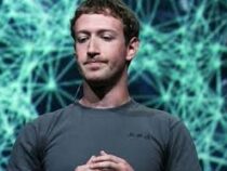 Марк Цукерберг почти ежедневно продает свои акции Facebook