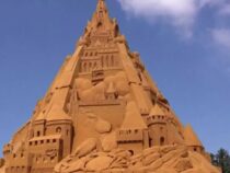 Самый высокий замок из песка построили в Дании
