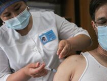 Число полностью вакцинированных кыргызстанцев превысило 650 тысяч