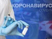 Минздрав России зарегистрировал вакцину против коронавируса для подростков