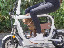В Японии разработан электромопед для перевозки животных
