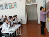 Школы Бишкека работают в традиционном режиме