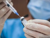 Первую дозу вакцины от коронавируса получили уже более 1 млн кыргызстанцев