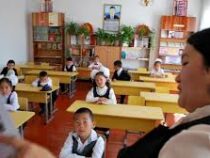 Кыргызстанские школьники 12 января вернутся к учебе после зимних каникул