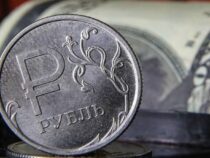 Курс российского рубля в Кыргызстане начал постепенно восстанавливаться