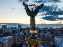 В Киеве на Майдане решили включить гимн СССР