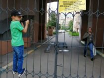 В Бишкеке уберут все  заборы вокруг многоэтажных жилых  домов