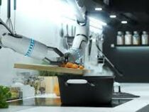 Российские ученые планируют собрать робота-повара, который будет готовить еду в космосе