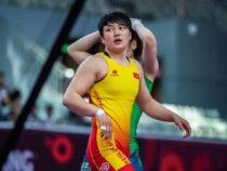 Мээрим Жуманазарова выиграла серебряную медаль чемпионата Азии по борьбе