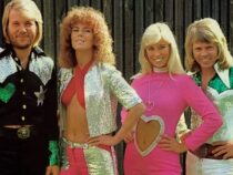 Квартет ABBA представил новый клип на хит Waterloo