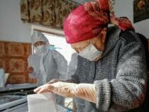Местные выборы. В Кыргызстане проходит голосование вне помещений