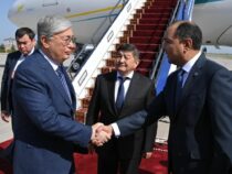 Президент Казахстана с официальным визитом  прибыл в Бишкек