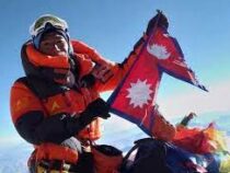 Непалец покорил Эверест в рекордный 26-й раз