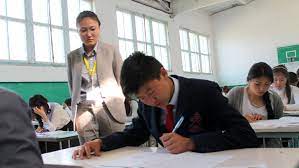 Некоторые школы Бишкека временно перейдут на онлайн-обучение