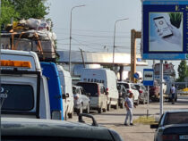 Погранслужба Казахстана разъяснила причины заторов на границе с Кыргызстаном