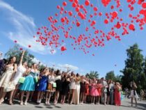 В Кыргызстане школьникам запретили праздновать выпускной