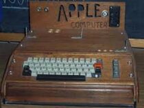 На аукционе продадут до сих пор отлично работающий компьютер Apple-1