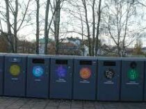 В Швеции изобрели мусорные баки с пикантными голосовыми сообщениями