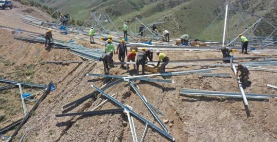 В Кыргызстане в рамках проекта CASA-1000 продолжается строительство ЛЭП
