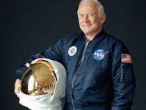 Куртка американского астронавта Олдрина ушла с молотка за $2,77 млн