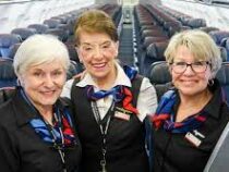 86-летняя американка вошла в Книгу Гиннесса как самая пожилая  стюардесса