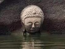 Спад уровня воды в Янцзы открыл древние буддийские статуи