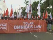 В Индонезии протестуют из-за растущих цен на топливо