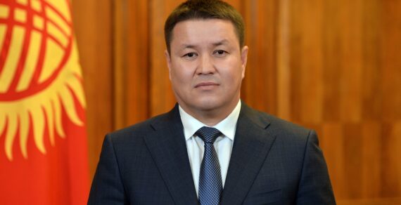Спикер парламента Талант Мамытов сложил с себя полномочия