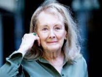 Нобелевскую премию по литературе получила Анни Эрно