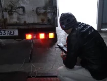 В Бишкеке начали проверять машины на токсичность выхлопа