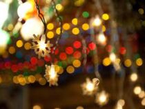 Баварец подсветил свой дом на Рождество 40 тысячами светодиодных лампочек