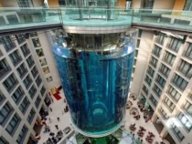 В Берлине лопнул 16-метровый аквариум
