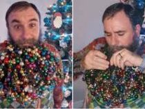 Американец украсил свою бороду сотнями елочных шариков