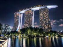 Сингапур отменяет ковидные ограничения