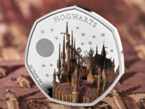 В Великобритании выпустили монету с изображением замка Хогвартс