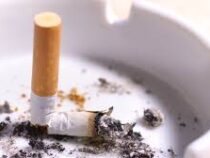 Японца оштрафовали почти на 15 тысяч долларов за курение на рабочем месте