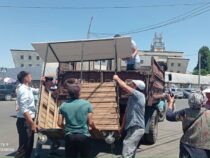 Улицы вокруг Ошского рынка в Бишкеке очистили от стихийной торговли