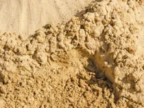 В Иране проходит фестиваль песчаных фигур