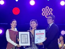 Гран-при фестиваля «Мейкин Азия» выиграла конкурсанта из Казахстана