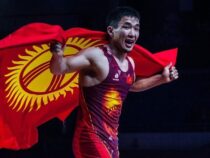Трое борцов из Кыргызстана возглавили рейтинг Объединенного мира борьбы