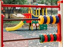 В Таласе построят 6 новых детских площадок