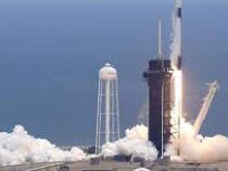 SpaceX вывела на орбиту очередную партию интернет-спутников