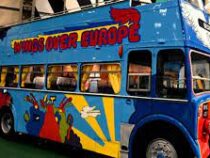 Автобус Пола Маккартни выставят на аукцион