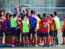 В городах Кыргызстана откроются футбольные клубы для детей