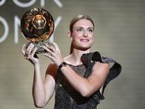 УЕФА станет соорганизатором премии «Золотой мяч»