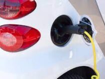 В Канаде хотят запретить продажу легковых авто на бензине или дизеле