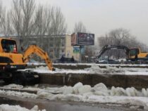 Мэр объявил выговоры и уволил чиновника в связи с затоплением в Бишкеке