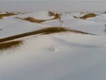 Пустыня Такла-Макан покрылась снегом