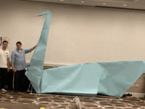 Двое жителей Нью-Йорка создали самое большое оригами в мире